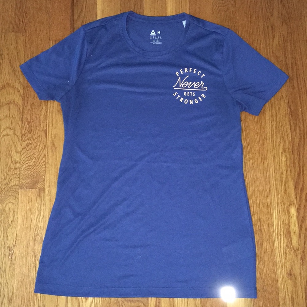 Reebok Tee - Picture 2 of 6